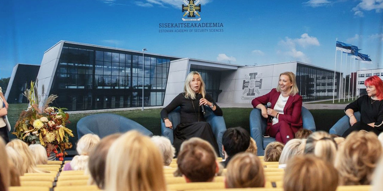 FMD tegevjuht Kaire Tammer rääkis paneelis digitaliseerimisest